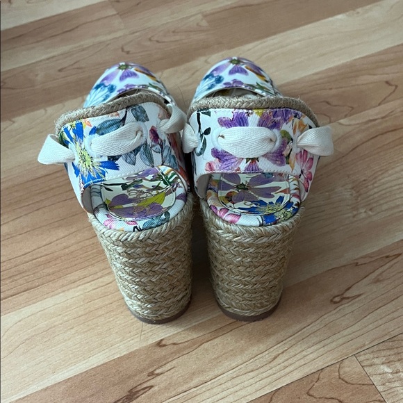 Stuart Weitzman Floral Wedge Espadrilles - Picture 3 of 10